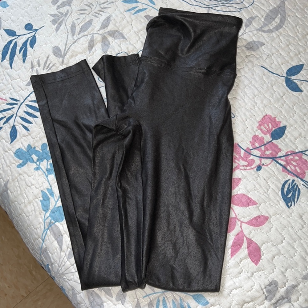 Leather like leggings
